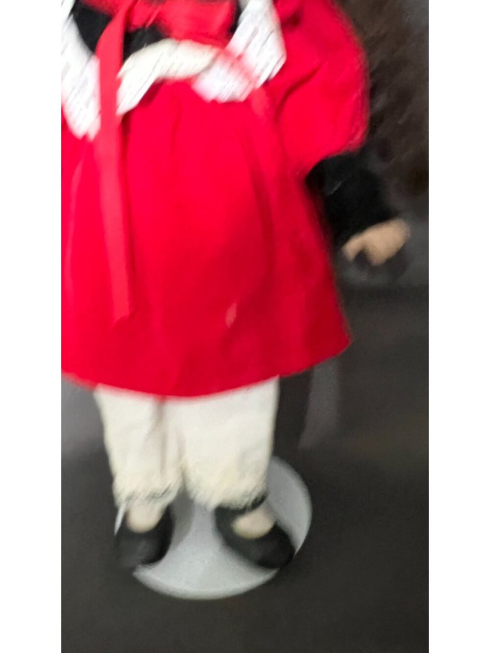 House Of Lloyd Whitney-Noel Christmas Around The World Porcelain Doll In Red Vel - Picture 4 of 8